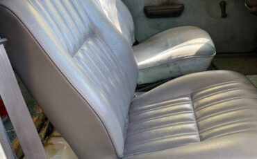 Toyota-v6-truck-1993-white-10
