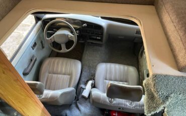 Toyota-v6-truck-1993-white-12