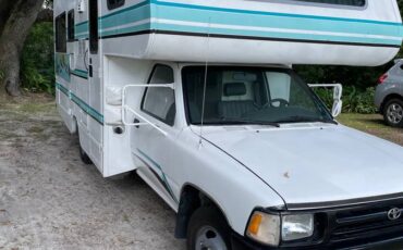 Toyota-v6-truck-1993-white-22