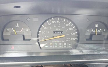 Toyota-xtra-cab-1993-white-12