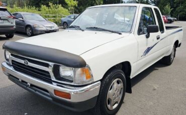 Toyota-xtra-cab-1993-white