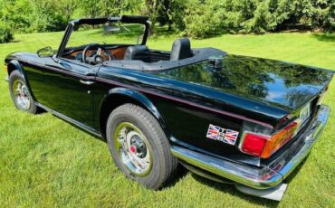 Tr6-1970-black-1