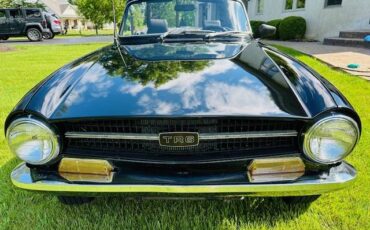 Tr6-1970-black-2