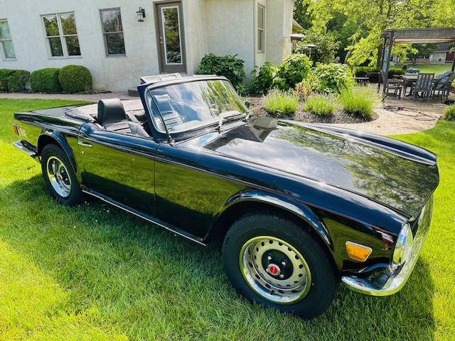 Tr6-1970-black-7