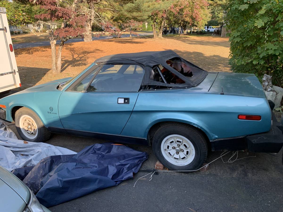 Triumph-1980-blue-3