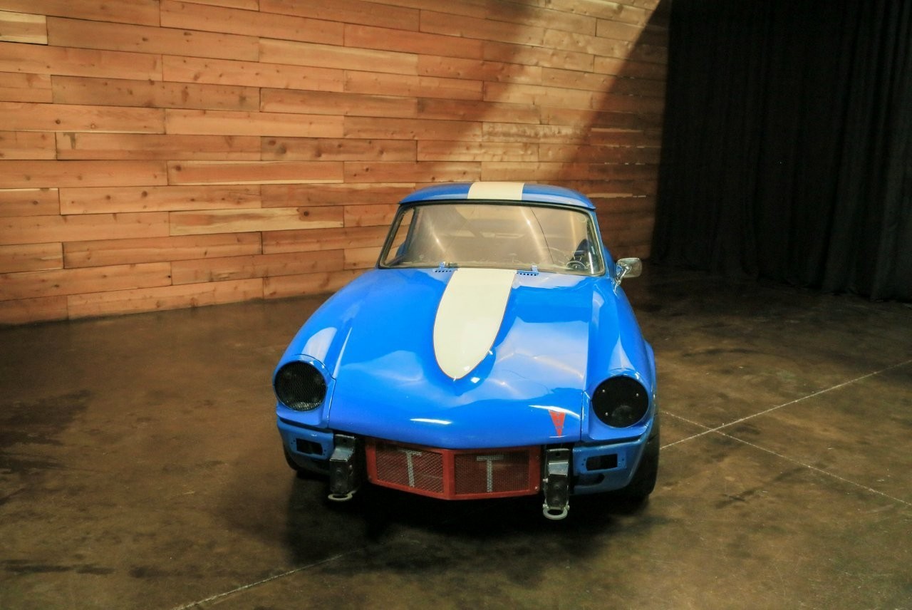 Triumph-GT6-1971-4