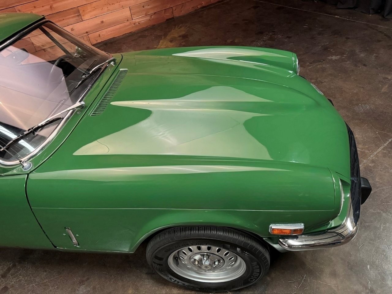 Triumph-GT6-1972-9