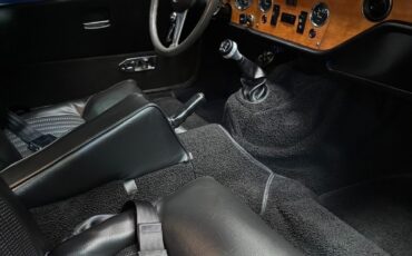 Triumph-GT6-1973-Coupe-14
