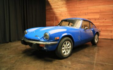 Triumph-GT6-1973-Coupe-8