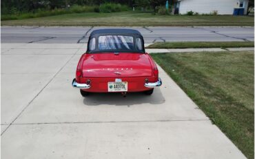 Triumph-Spitfire-1963-Red-Black-2
