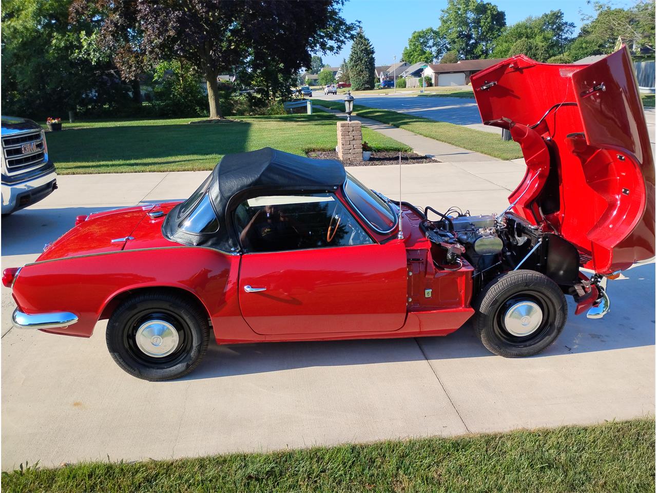 Triumph-Spitfire-1963-Red-Black-4
