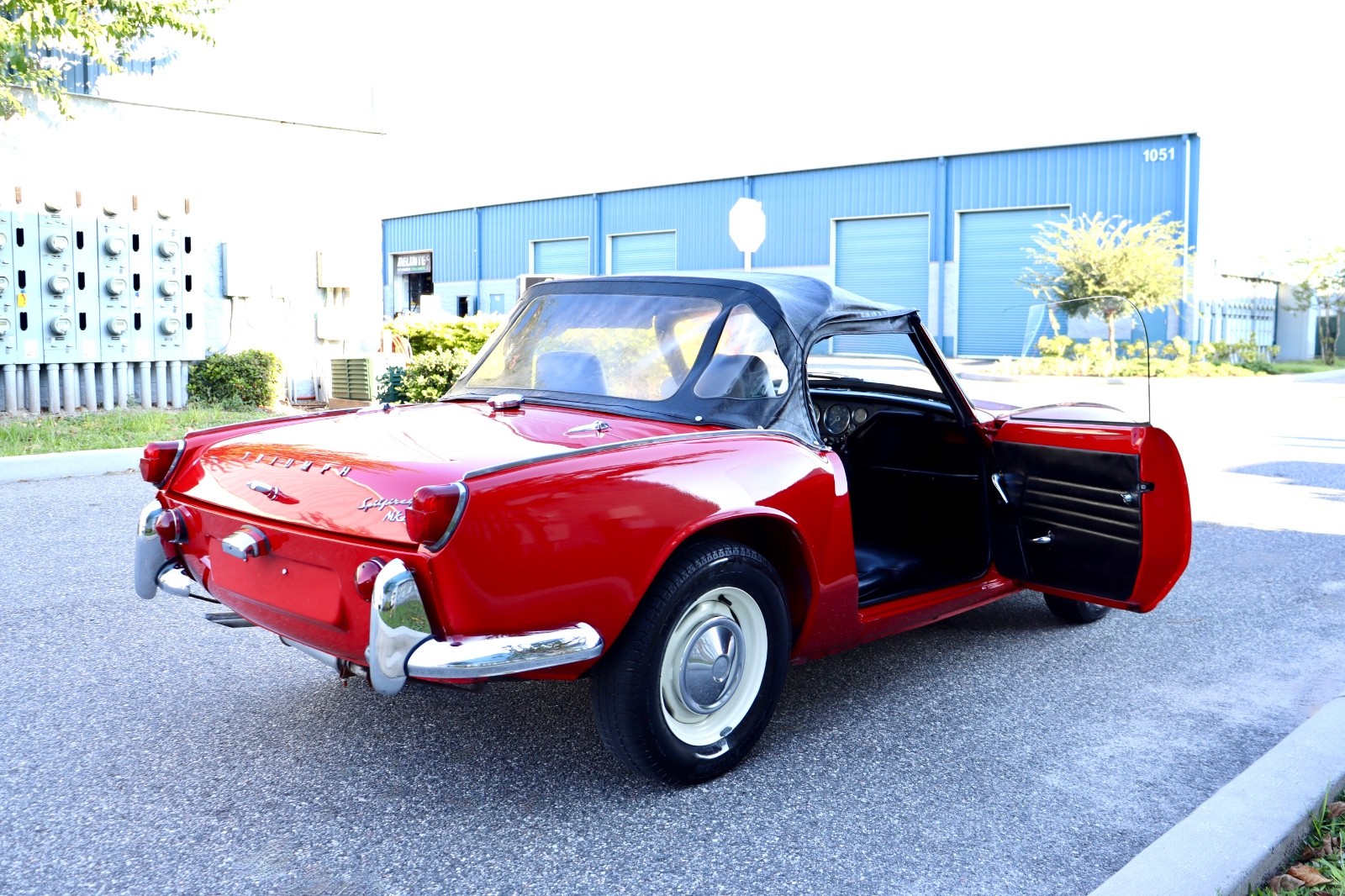 Triumph-Spitfire-1966-Convertible-14