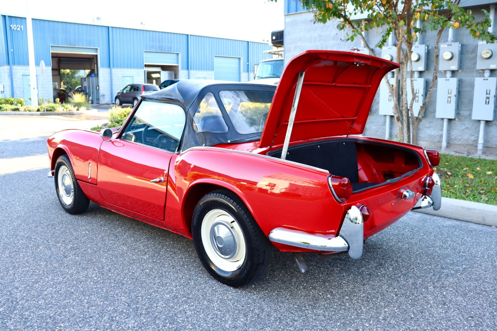 Triumph-Spitfire-1966-Convertible-23