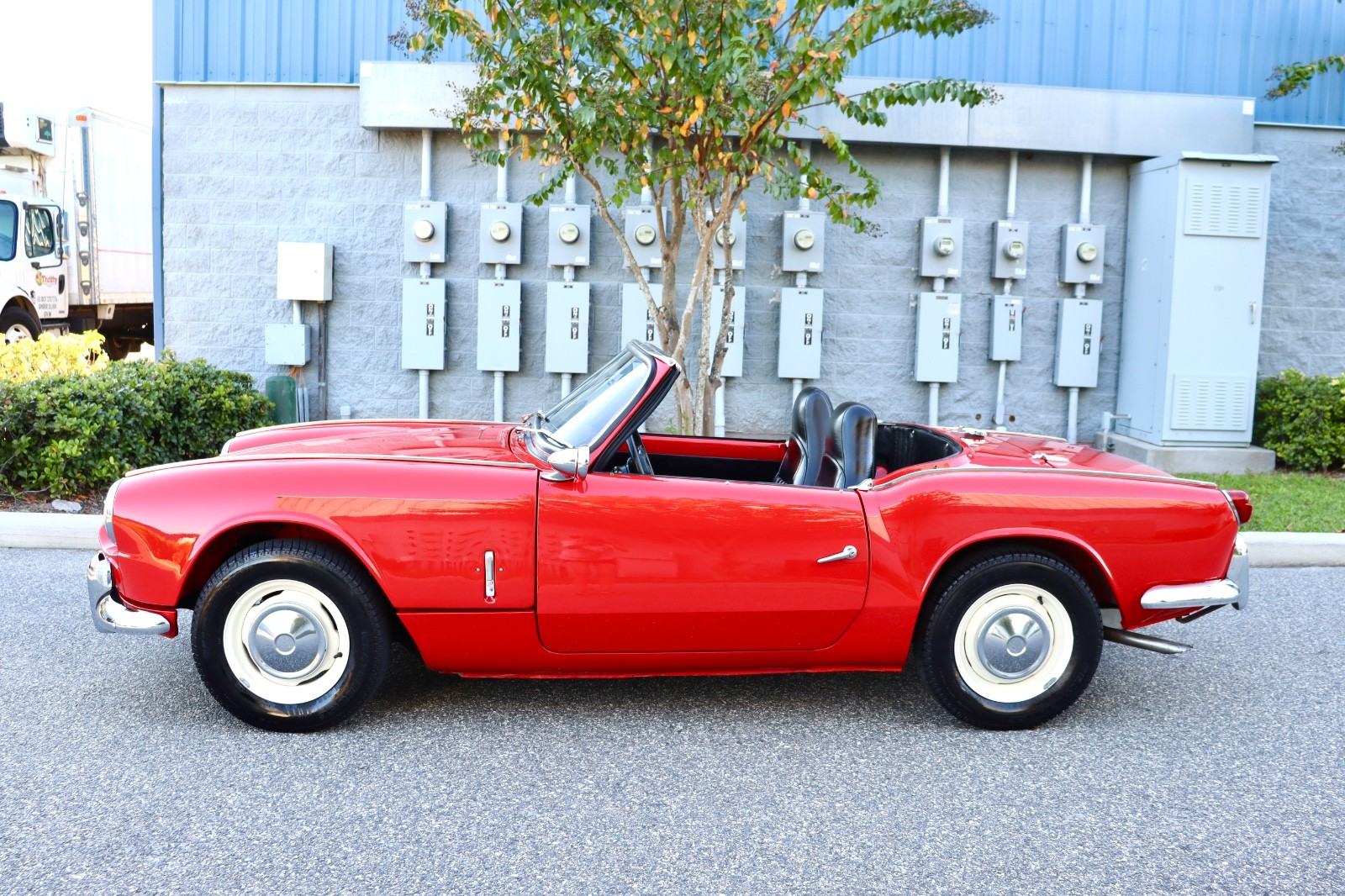 Triumph-Spitfire-1966-Convertible-24