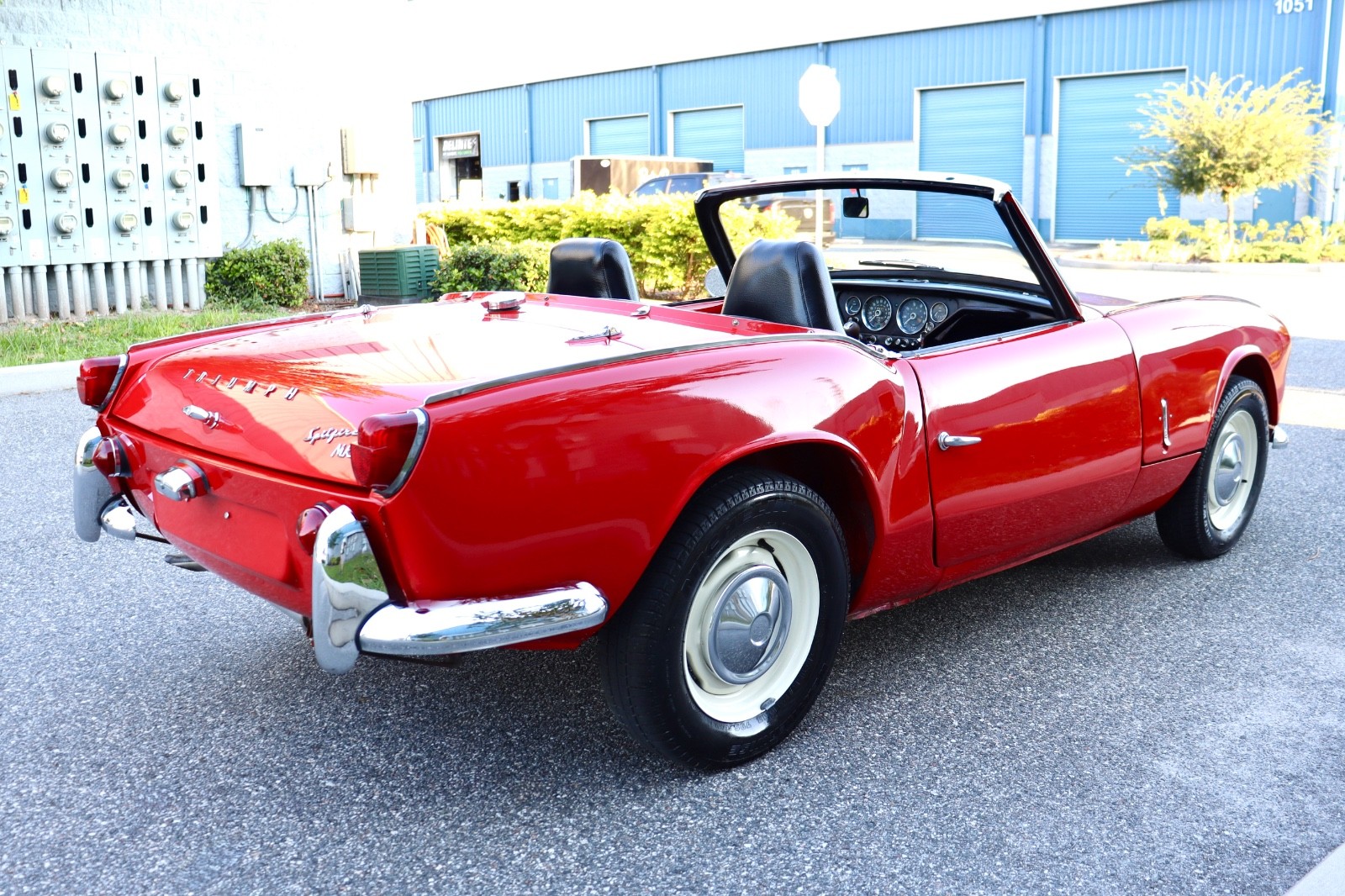 Triumph-Spitfire-1966-Convertible-26