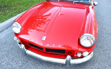 Triumph-Spitfire-1966-Convertible-5