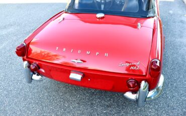 Triumph-Spitfire-1966-Convertible-7