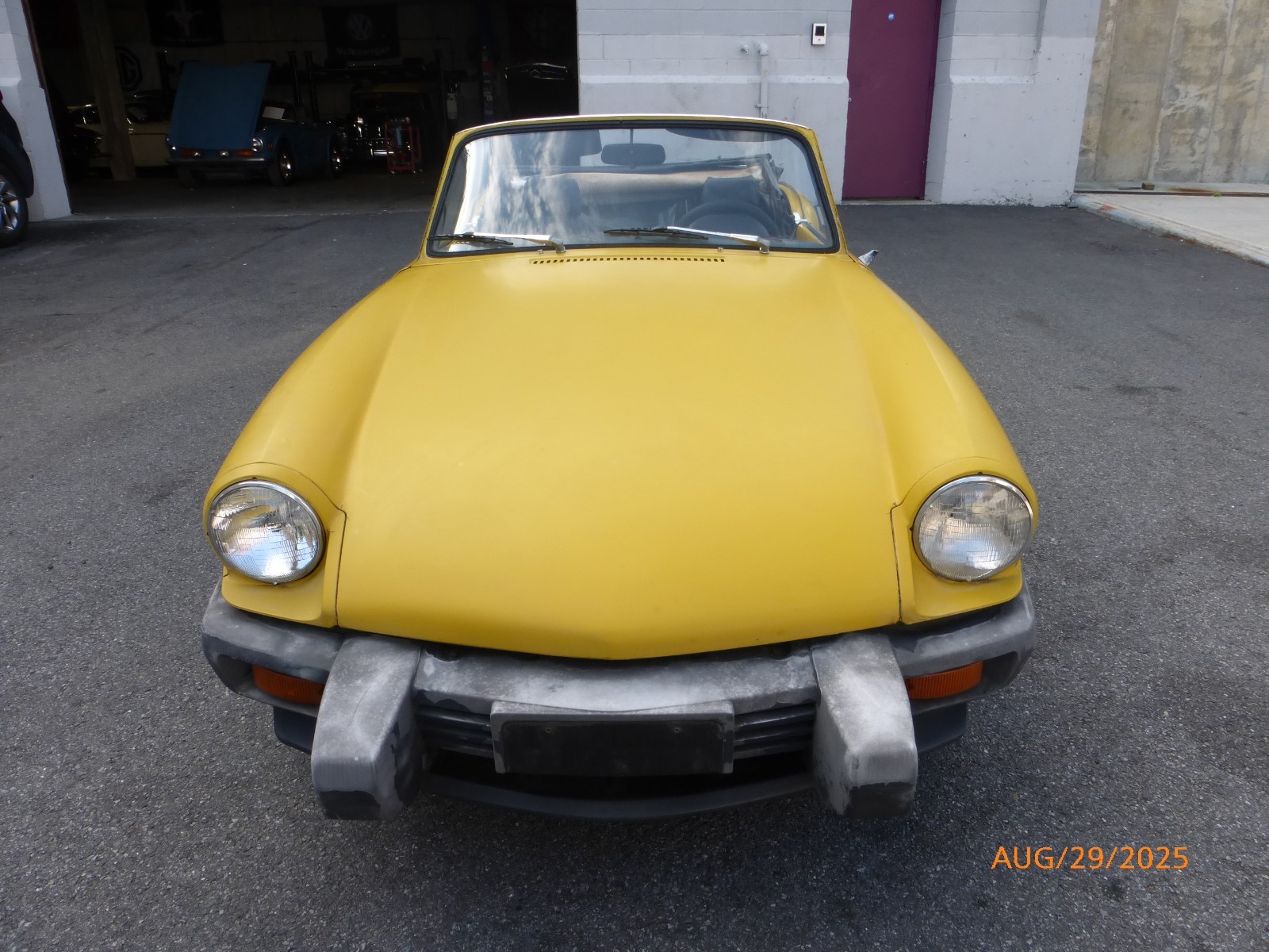 Triumph-Spitfire-1980-Convertible-1