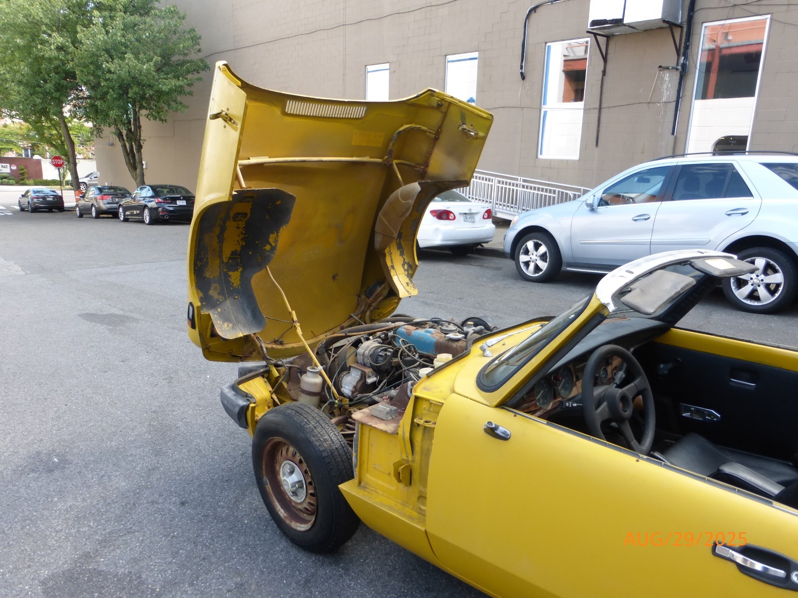Triumph-Spitfire-1980-Convertible-18