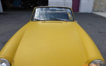 Triumph-Spitfire-1980-Convertible-6