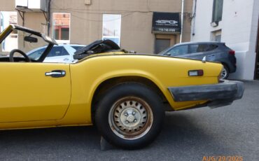 Triumph-Spitfire-1980-Convertible-9