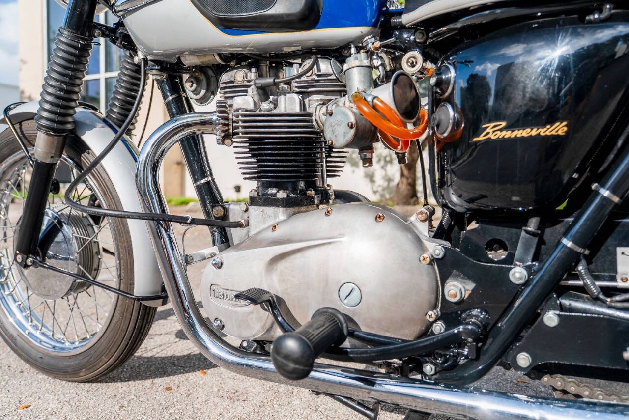 Triumph-T120R-1965-Motorcycles-Scooters-15