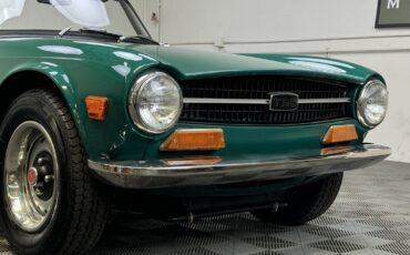 Triumph-TR-6-1972-Convertible-3