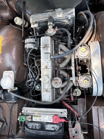 Triumph-TR-6-1973-Convertible-16