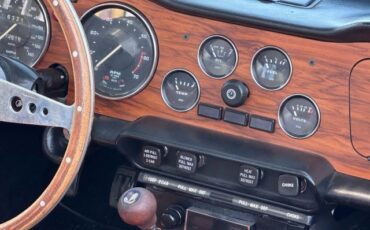 Triumph-TR-6-1973-Convertible-26