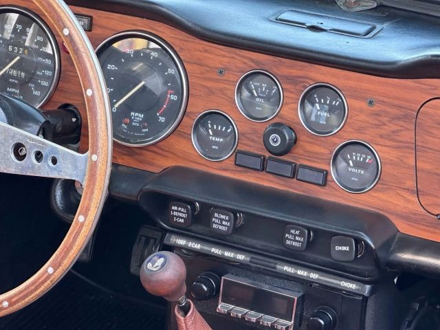 Triumph-TR-6-1973-Convertible-26