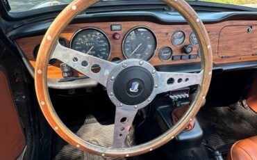 Triumph-TR-6-1973-Convertible-8