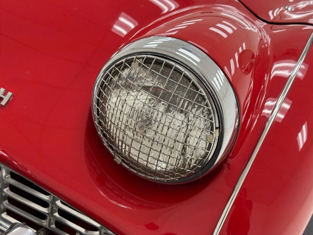 Triumph-TR3-1960-Roadster-13