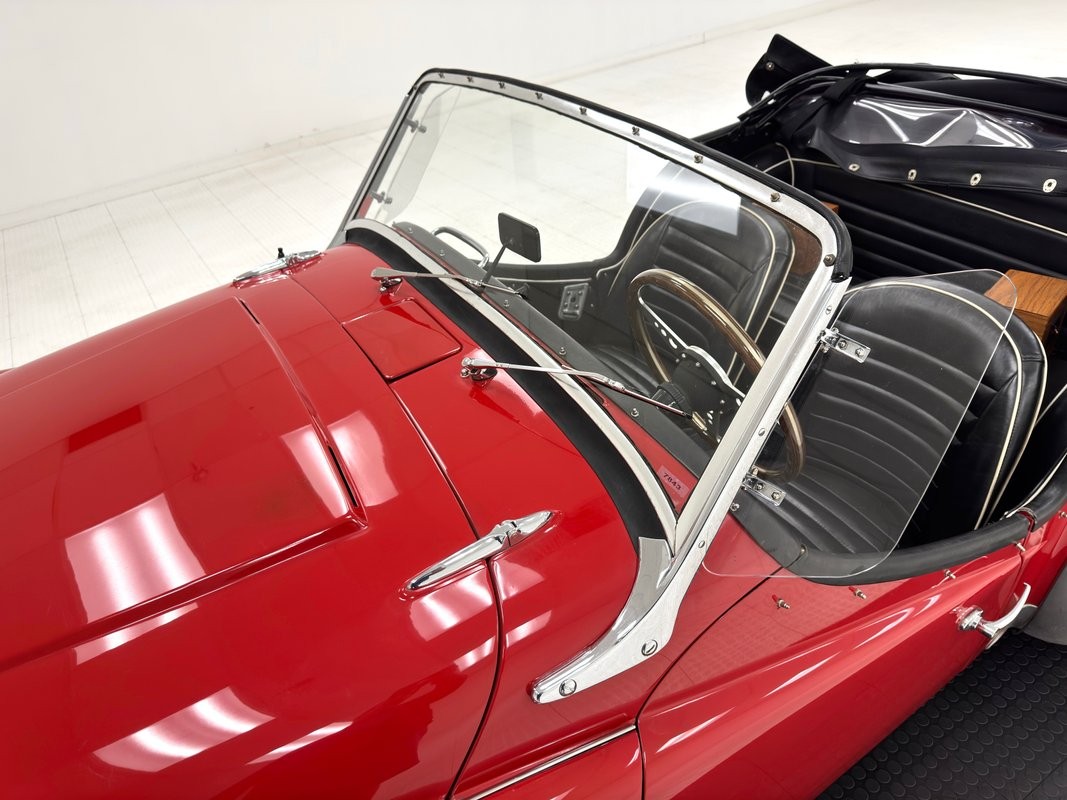 Triumph-TR3-1960-Roadster-16