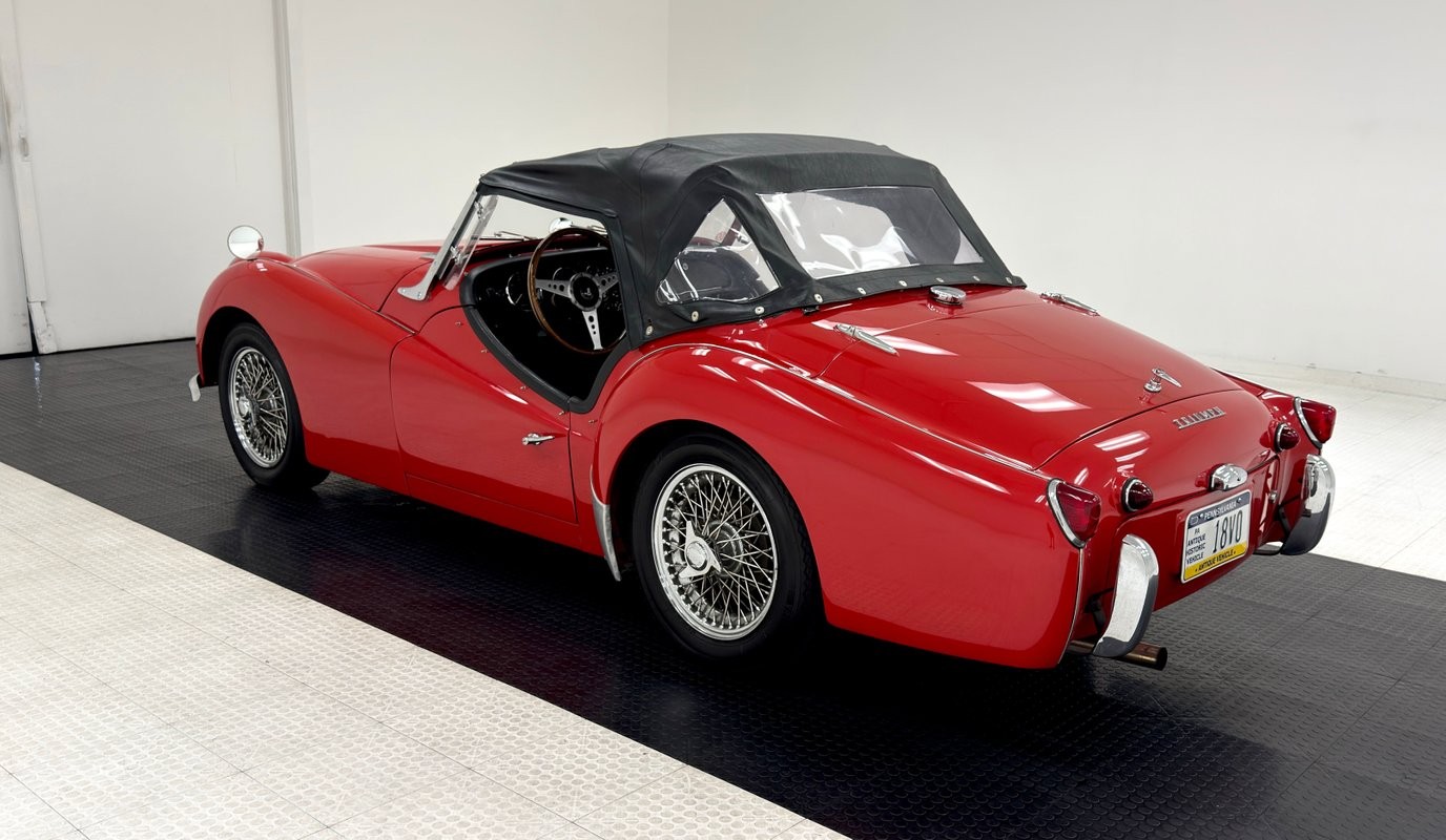 Triumph-TR3-1960-Roadster-4