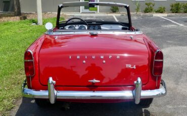 Triumph-TR4-1964-Convertible-15