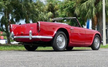 Triumph-TR4-1964-Convertible-20