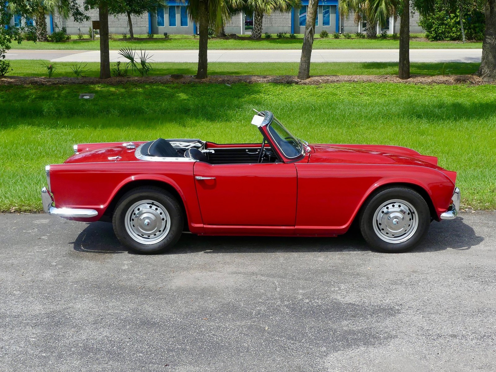 Triumph-TR4-1964-Convertible-22