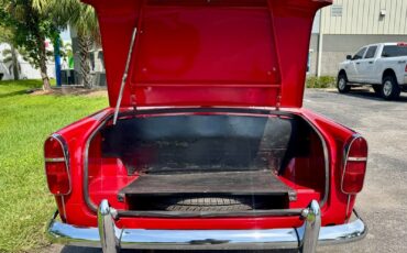 Triumph-TR4-1964-Convertible-4