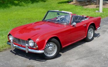 Triumph-TR4-1964-Convertible-7