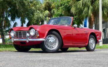 Triumph-TR4-1964-Convertible-8