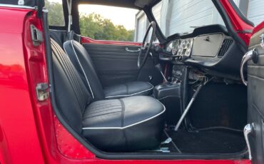 Triumph-TR4-1968-Convertible-16