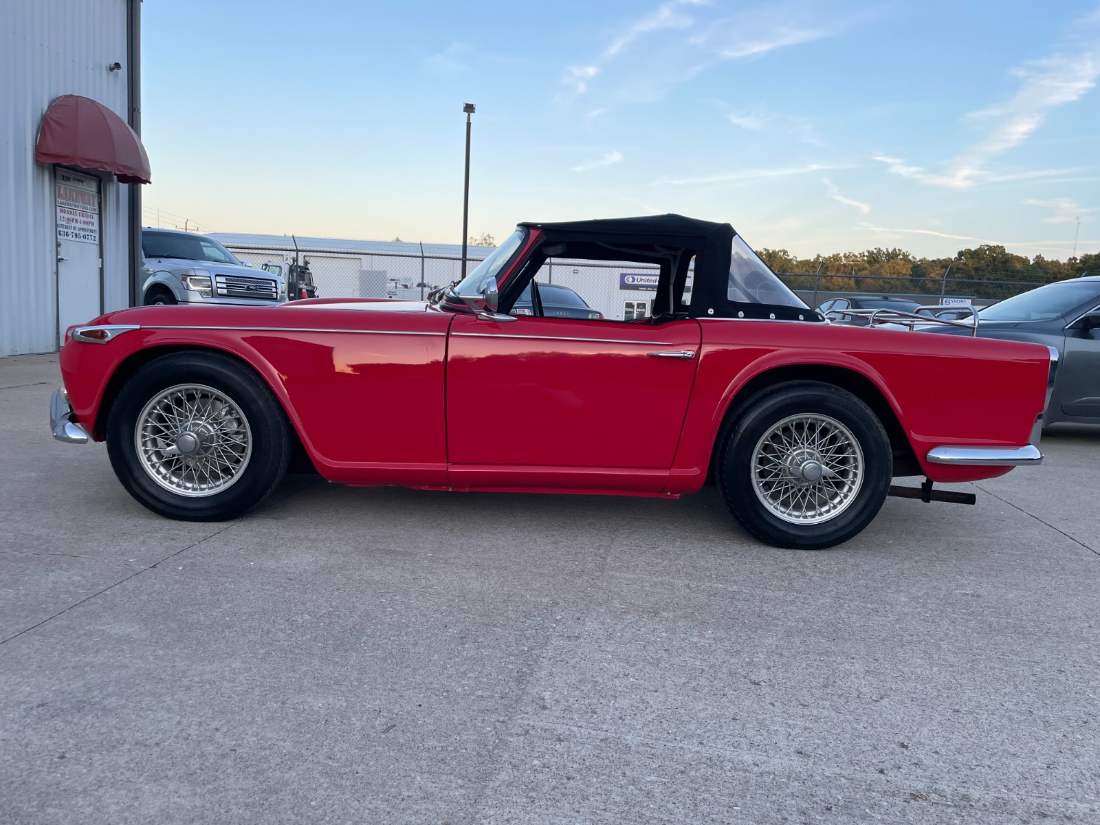 Triumph-TR4-1968-Convertible-29