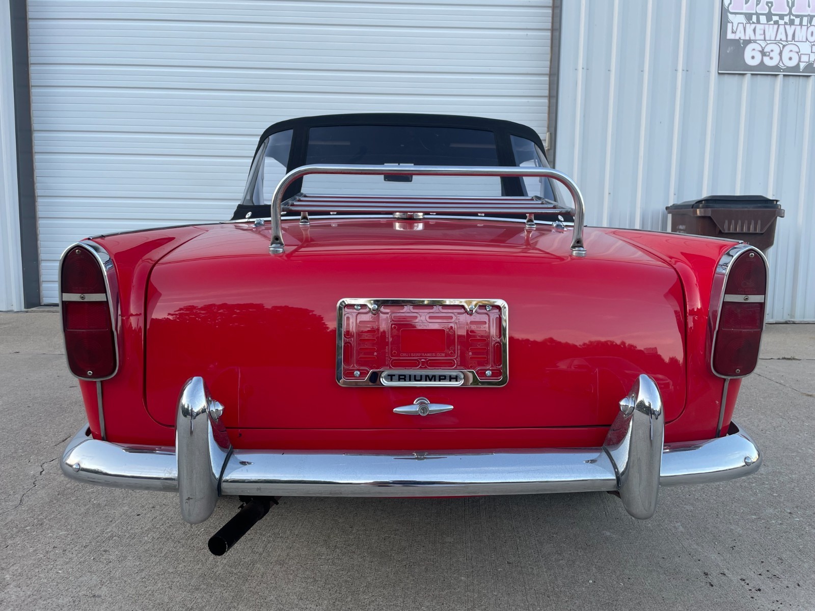 Triumph-TR4-1968-Convertible-8