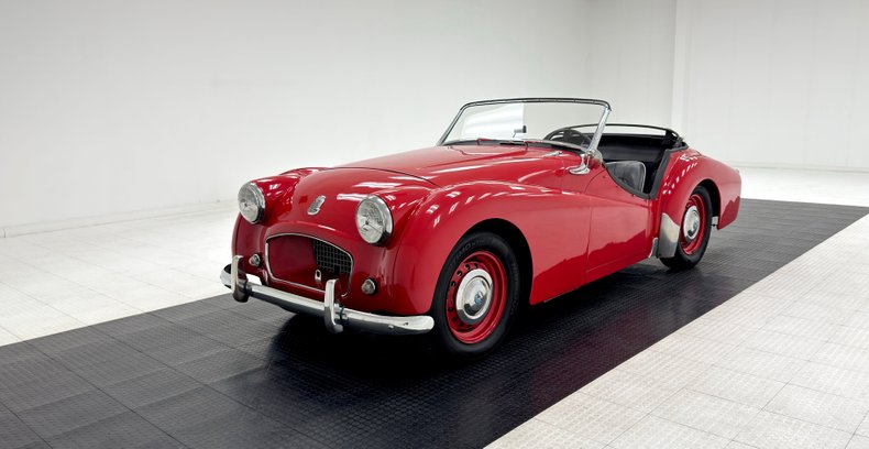 Triumph-Tr2-1955-Cherry-Red-Black