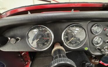 Triumph-Tr3-1960-Signal-Red-Black-40
