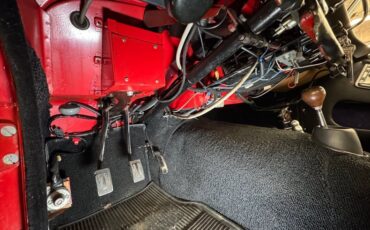 Triumph-Tr3-1960-Signal-Red-Black-45