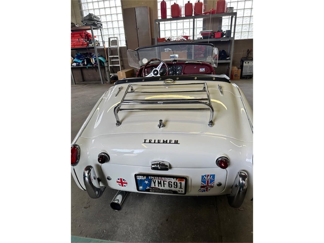 Triumph-Tr3b-1962-White-Red-1