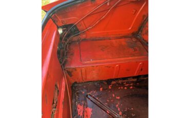 Triumph-Tr6-1972-Pimento-Red-Tan-10