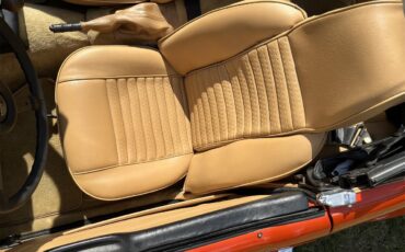 Triumph-Tr6-1972-Pimento-Red-Tan-18