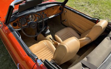 Triumph-Tr6-1972-Pimento-Red-Tan-22